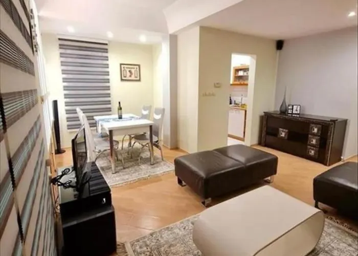 Διαμέρισμα New 2 In *